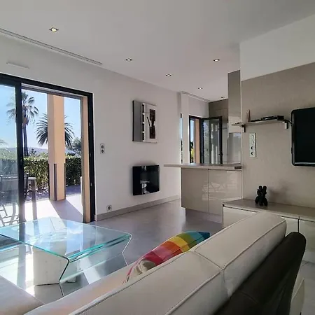 Chez K&d Appartement, Piscine, 150m