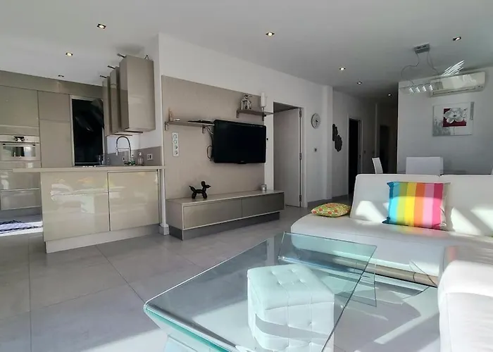 Chez K&d Appartement, Piscine, 150m