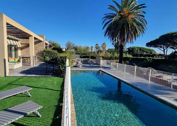 شقة Chez K&d Appartement, Piscine, 150m *